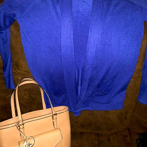 Debbie Morgan Blue or Purple Sz M Soft Cardigan - Picture 1 of 14